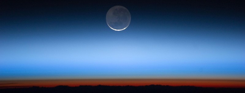 Hovering_on_the_Horizon_-_NASA_Earth_Observatory